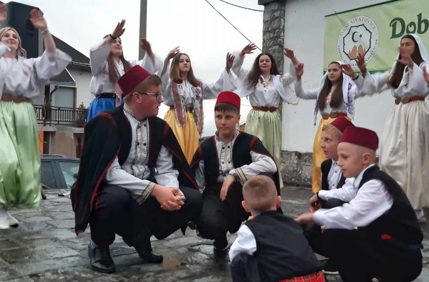  Folklorna sekcija BZK „Preporod“ – Općinsko društvo Vitez gostovala u Pruscu
