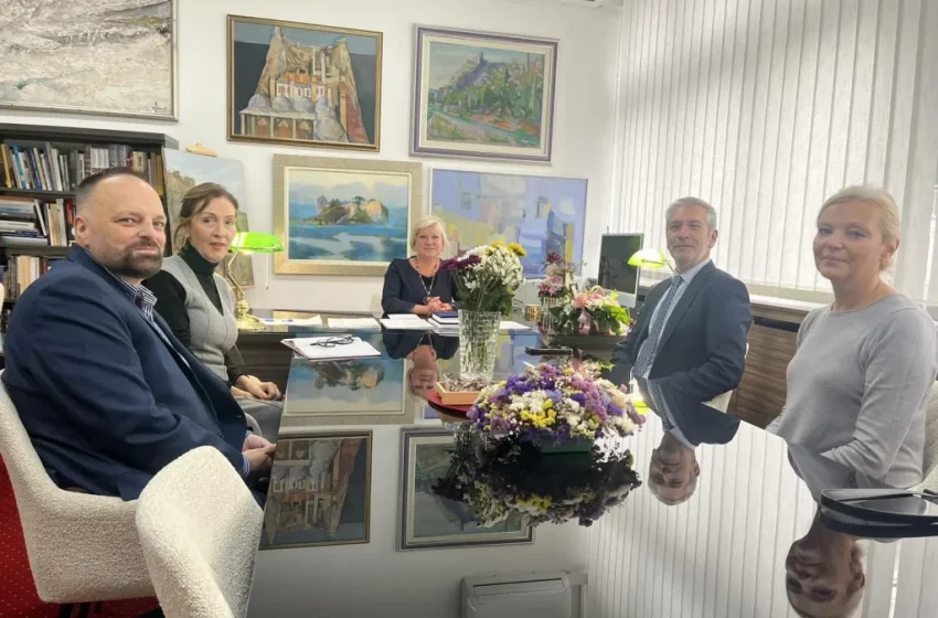 Sastanak predstavnika temeljnih organizacija kulture naroda u Bosni i Hercegovini s federalnom ministricom kulture i sporta