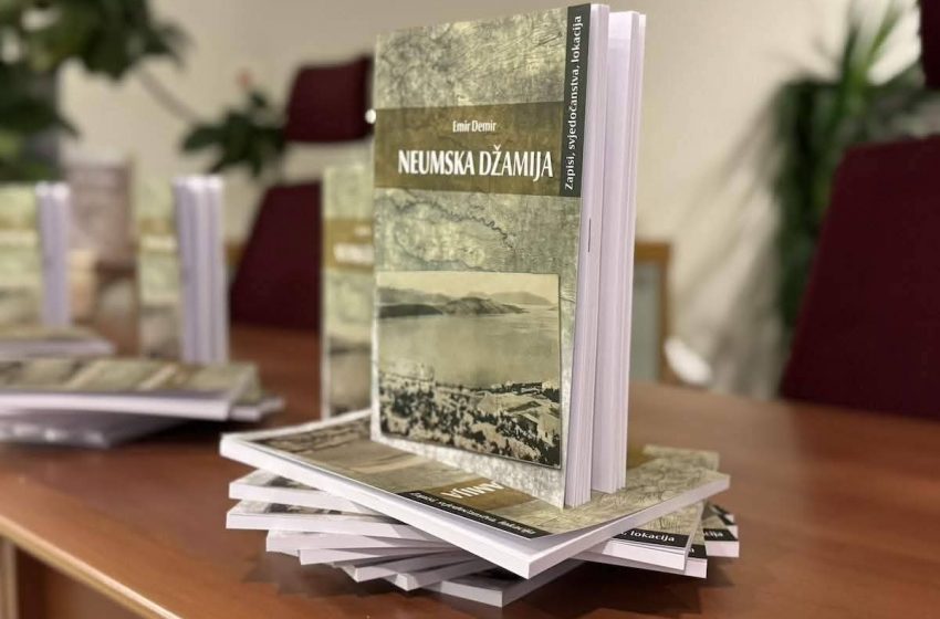  U Gazi Husrev-begovoj biblioteci održana izložba arhivskih dokumenata i promocija knjige ”Neumska džamija” dr. Emira Demira