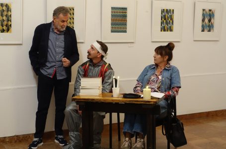 U Sarajevu predstavljen roman “Hamal” Šemsudina Gegića uz umjetnički performans